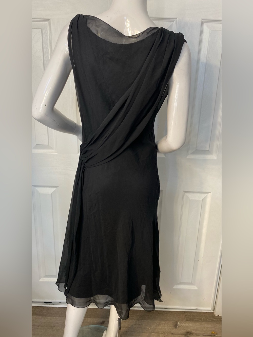 💯Silk Max Studio Black Layered Draped Midi Dress - Picture 5 of 11